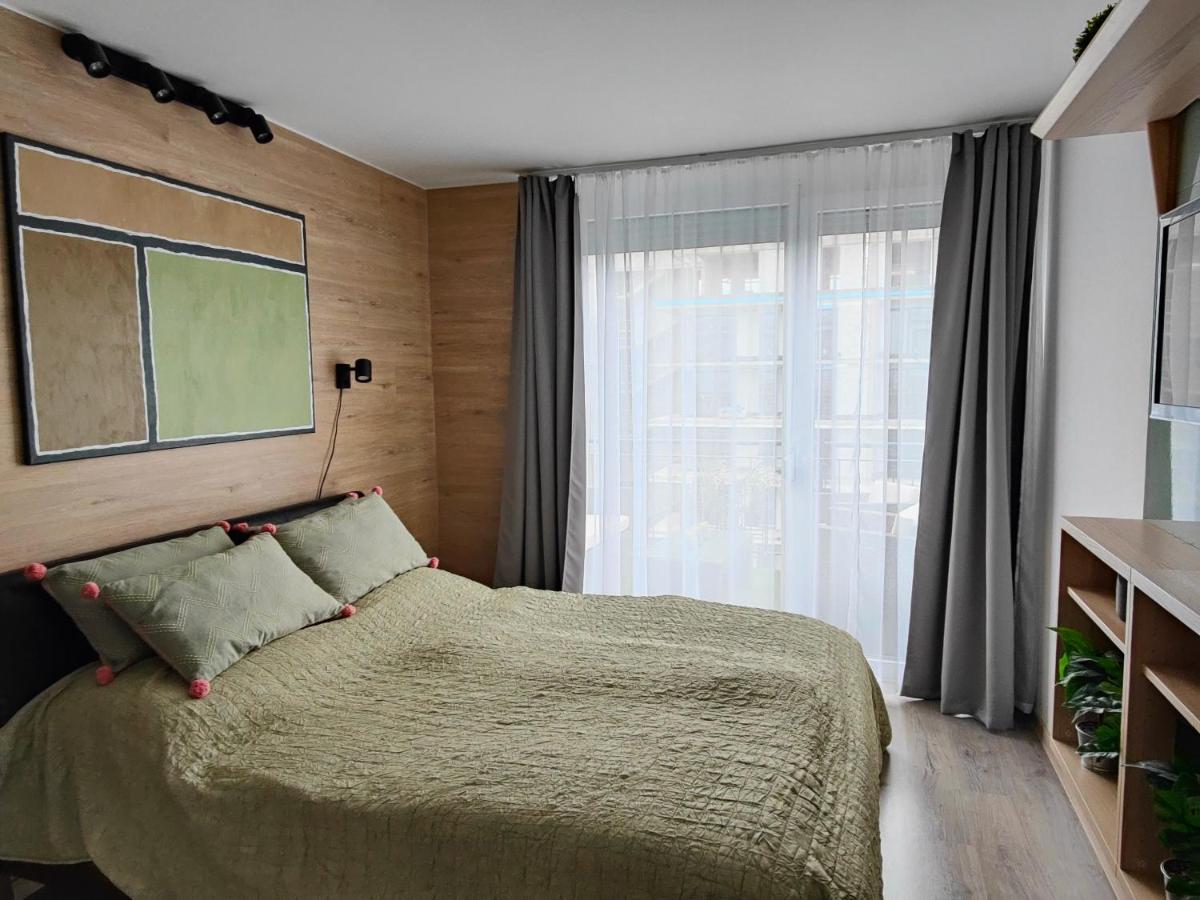 Beachfront Paradise Ezuest Panorama Lakeview Apartment With Panoramic Terrace Шиофок Экстерьер фото